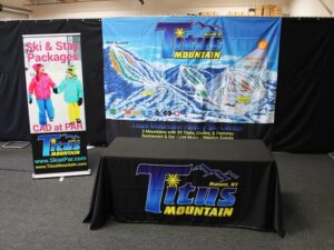 trade show displays - Titus