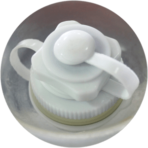 Close-up of a white plastic bottle cap with a push-button flip top and a curved handle. Reminiscent of sleek designs seen in inflatable furniture, the cap is securely fastened to a transparent bottle, offering a clear view of its functional design.